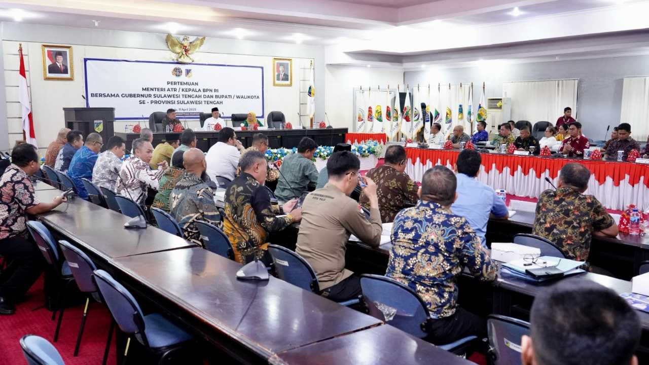 Beri Pengarahan Kepada Kepala Daerah Se-Provinsi Sulteng, Menteri Nusron Tekankan Pentingnya Peran Pemda